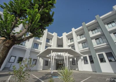 Entrada principal del Hospital Metropolitano de Jaén